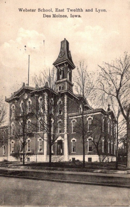 Iowa Des Moines Webster School East Twelfth and Lyon 1909