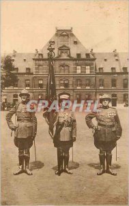 Postcard Old 8th Regiment of the Army Flag Line