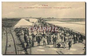 Old Postcard L & # 39Aude New Salins Saint Lucia workers harvesting the salt