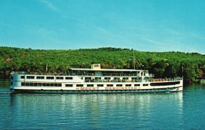 Vintage Postcard MV Mount Washington Diesel Lake Winnipesaukee New Hampshire NH