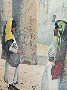 Postcard  Hand-Colored Two Young Girls in Ruins, Mitla-Oax , Mexico   Z9
