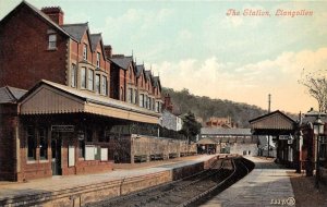 Llangollen Wales Train Station Vintage Postcard AA110472