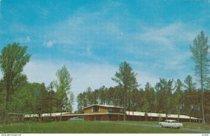 DURHAM , North Carolina , 1950-60s ; Eden Rock Motel, Classic Cars