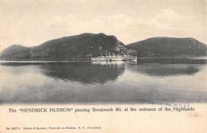 Hendrick Hudson Breakneck Mt Highlands Entrance Boat Antique Postcard K62021