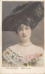 Daisy Le Hay Theater Actor / Actress 1905 glitter on card