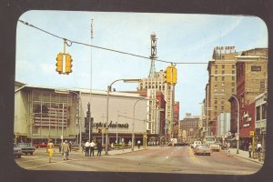 GRAND RAPIDS MICHIGAN DOWNTOWN STREET SCENE OLD CARS VINTAGE POSTCARD