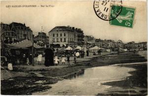 CPA Les SABLES-d'OLONNEs - Sue la Plage (297804)