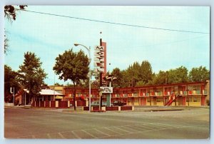 Mountain Home Idaho Postcard Towne Center Motel Exterior c1960 Vintage Antique