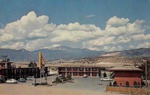 BLUE FOX MOTEL Colorado Springs, CO Roadside c1960s Chrome Vintage Postcard