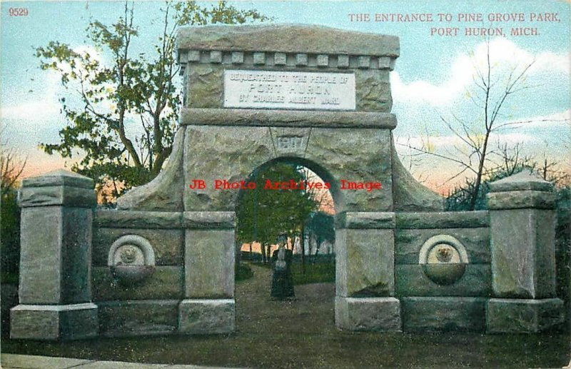 MI, Port Huron, Michigan, Pine Grove Park Entrance Arch, AC Bosselman No 9529