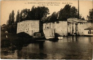 CPA MAISONS-LAFFITTE-SARTROUVILLE - Bords de SEINE Les Ruines du Vieux (102572)