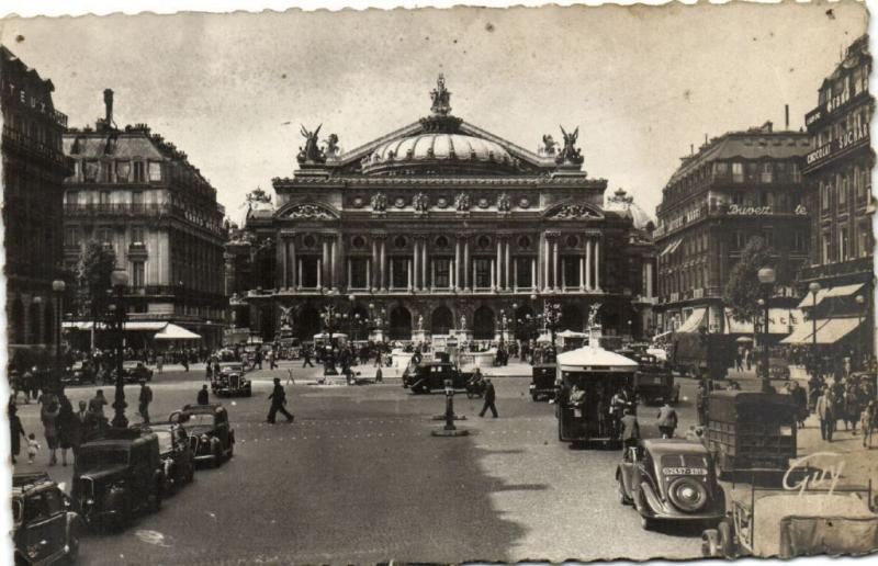 CPA Paris 2e (Dep. 75) Place de l'Opéra (57425)