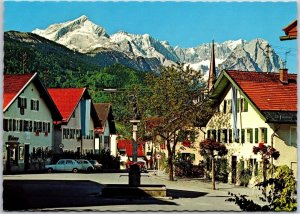 Garmisch-Partenkirchen Floriansplatz Gegen Zugspitzgruppe Germany Postcard