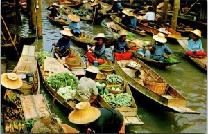 VINTAGE POSTCARD FLOATING MARKETS AT DAMNONSADUC RAJBURI THAILAND POSTED 1982