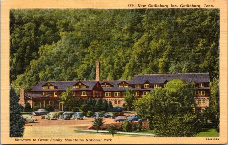 New Gatlinburg Inn Gatlingburg TN Postcard PC123