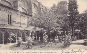 France Toulouse Le Cloitre du Musee et la Tour des Augustins