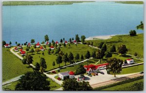 Vtg Deseronto Ontario Canada Dawsons Quinte Beach Motel View Postcard