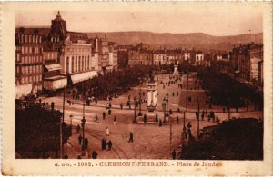 CPA Clermont-Ferrand Place de Jaude FRANCE (1288470)