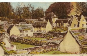 Gloucestershire Postcard - The Model Village - Bourton-on-The-Water   V2195