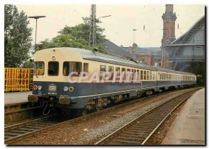 Postcard Modern Diesel Hydraulic Multiple Unit 624 669 8 at Bremen Main Station