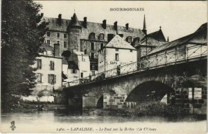 CPA LAPALISSE Le Pont sur la Besbre et le Chateau (1200342)