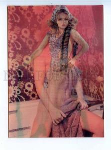 251668 PIN UP NUDE girl w rifle Toppan 3-D lenticular postcard