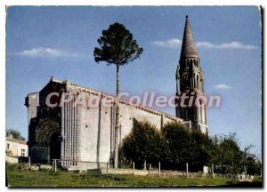 Postcard Modern Fenioux The Roman Church