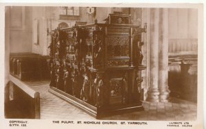 Norfolk Postcard - The Pulpit, St Nicholas Church, Gt Yarmouth - RP - Ref TZ4021