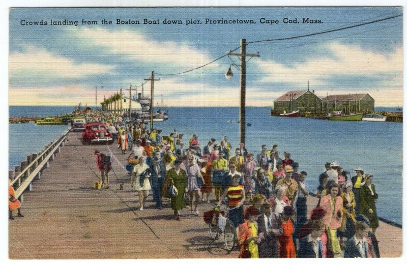 Provincetown, Cape Cod, Mass, Crowds landing from the Boston Boat down pier