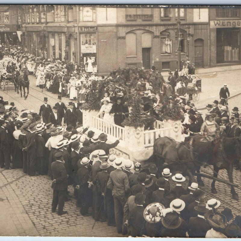 c1910s Kiel, Germany Parade RPPC Holstenstr Downtown Kluglein Engel Bustorf A192