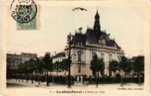 CPA Levallois Perret Hotel de Ville (1311171)