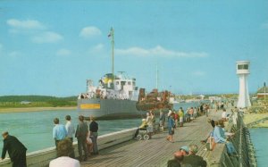 Sussex Postcard - Littlehampton - The Harbour Entrance  RS21443