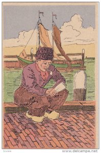 VOLENDAM, Noord-Holland, Netherlands, 1900-1910´s; Man Smoking A Pipe