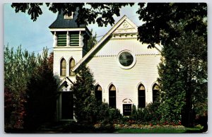 Postcard Community Church Outdoor Garden Plants Sugar Hill New Hampshire N.H.