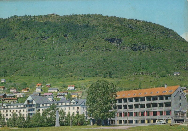 Norway Postcard - Voss. Hotel Vossevangen To The Left   RR8466