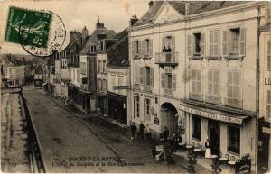 CPA NOGENT-le-ROTROU-L'Hotel du Dauphin et la Rue Charronnerie (177528)