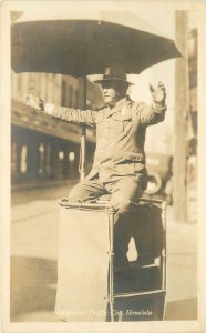 RPPC Postcard Hawaii Honolulu 1920s Traffic Cop 23-9296