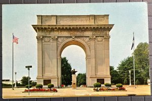 Vintage Postcard 1960's World War I Victory Arch Newport News Virginia