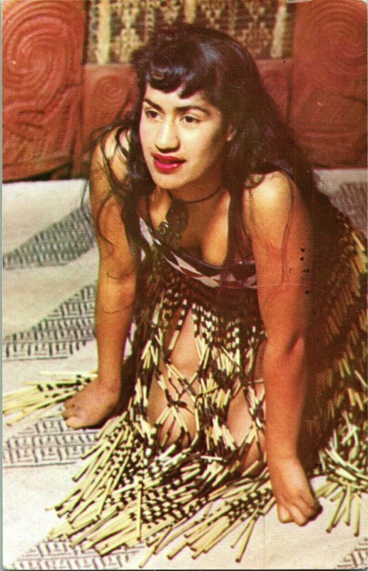 Vtg Postcard 1970 New Zealand Maori Girl Wearing Flax Kilt Tamico Bodice Tiki