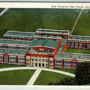 c1940s Des Moines, IA New Roosevelt High School Linen from Hyman's Store CT A197