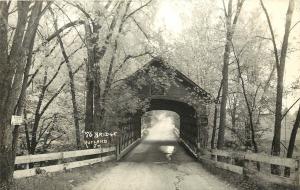 1930-1950 RPPC Postcard 76 Covered Bridge Rutland VT unposted