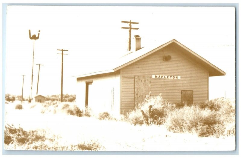 c1960 Mapleton Iowa IA Railroad Vintage Train Depot Station RPPC Photo Postcard