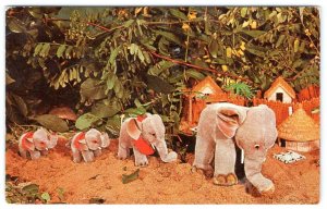 1960 STEIFF JUMBO ELEPHANTS PLUSH FAMILY ZOO FAVORITES SERIES VINTAGE POSTCARD