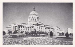 San Francisco's Beautiful City Hall - CA California