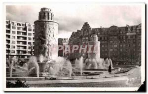 Old Postcard Paris Strolling the fountains of the gate of St Cloud