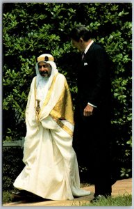 President Ronald Reagan 1980s Postcard Visiting the Emir Of Bahrain