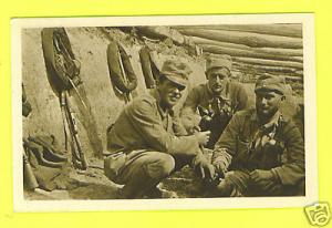 RPPC SERIAN  MILITARY  3 SOLDIERS HUDDLE & MACHINE GUN