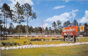 Waycross Georgia 1950-60s Postcard Cherokee Motel Sign Okefenokee Swamp Park