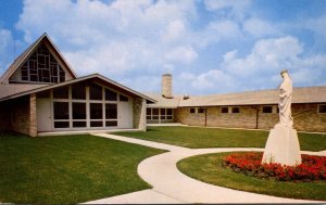 Iowa Cedar Falls American Martyrs retreat House 1965