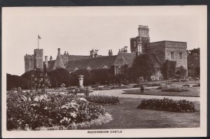 Northamptonshire Postcard - Rockingham Castle   MB1597